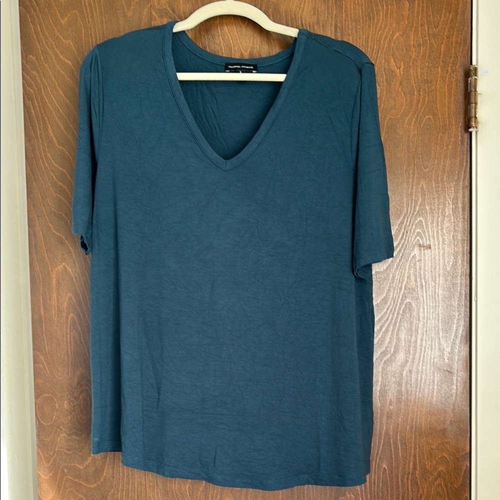 Universal Standard V Neck Short Sleeve T Shirt